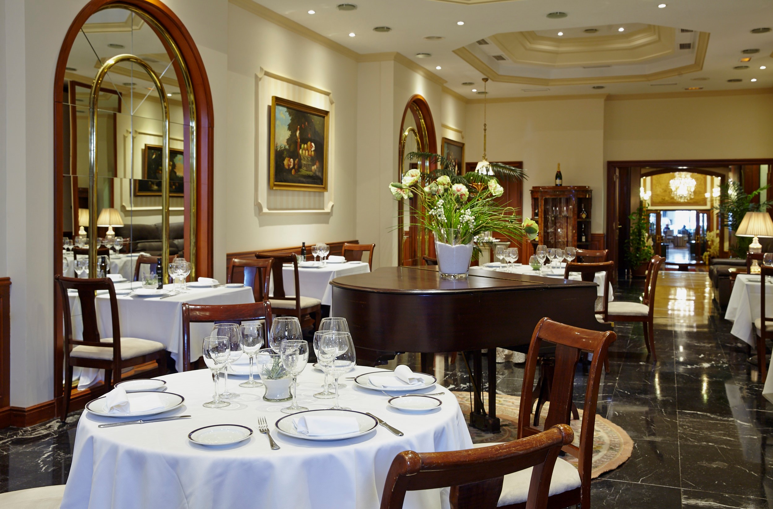 hhispano hotel 1